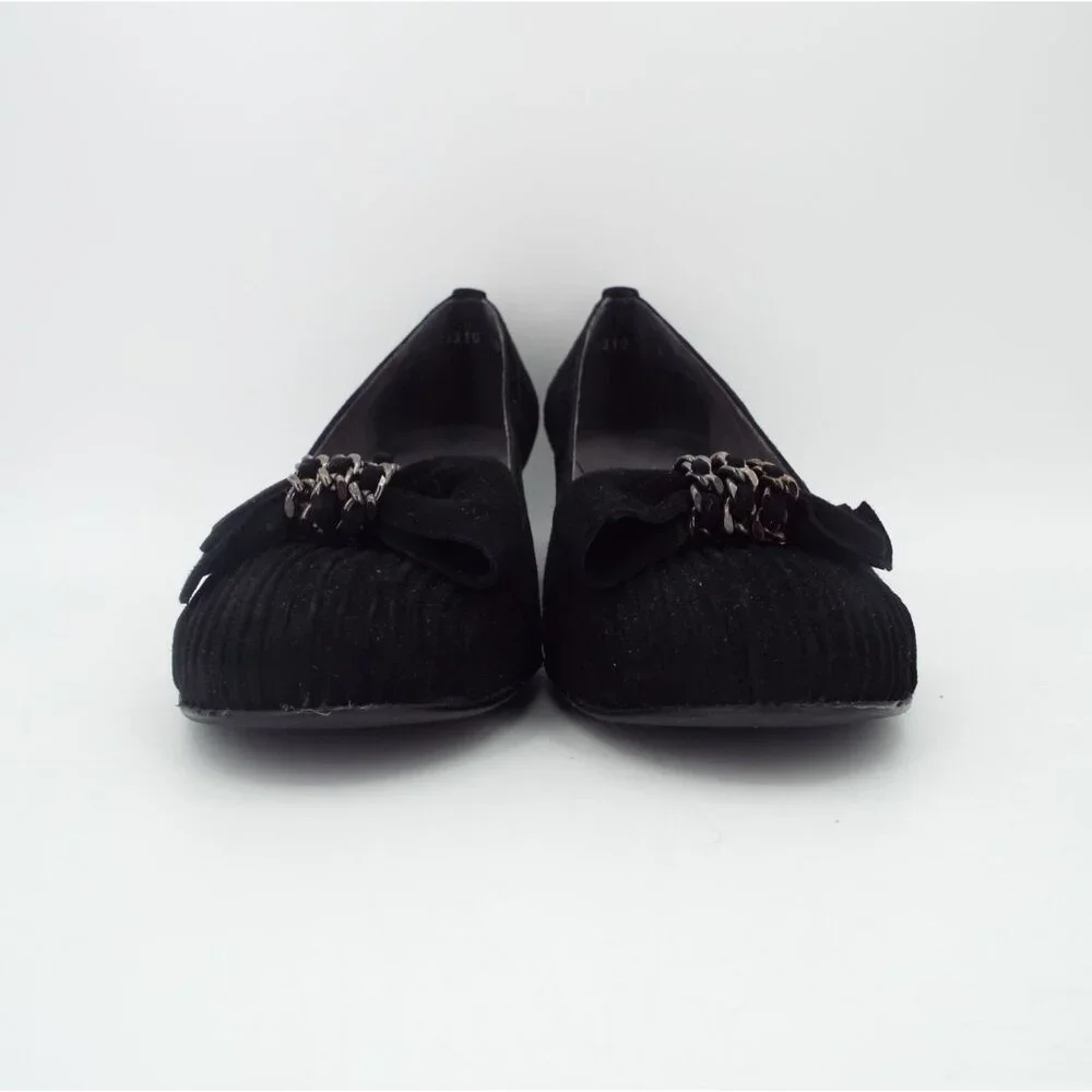 Stuart Weitzman Pleats Black Suede Wedge with Chain Bow Size 10N Narrow - Picture 6 of 16
